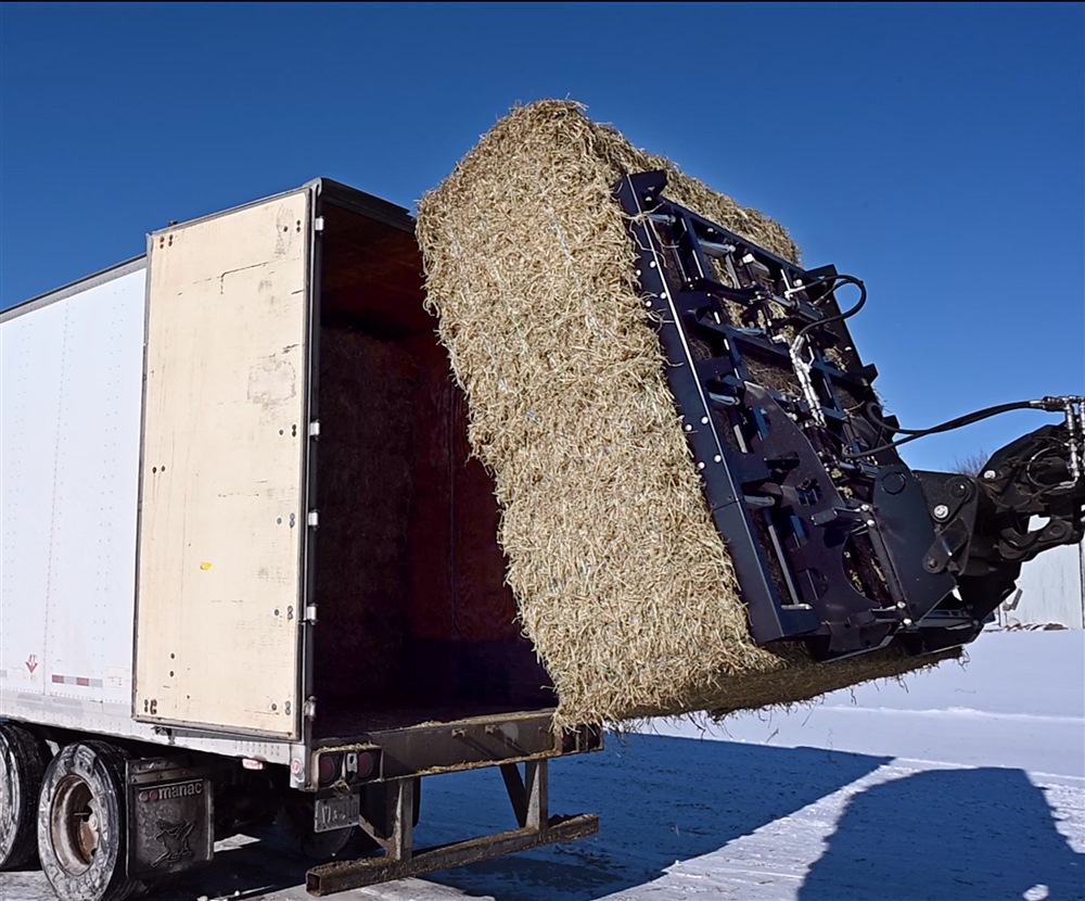 Features 5 - Trailer.jpg